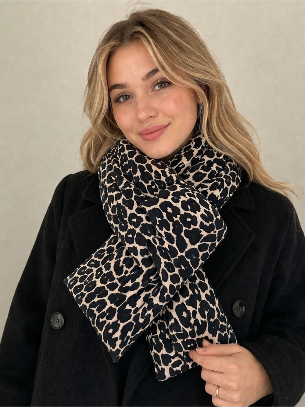 Maje Leopard Print Scarf NWT Beige‎ Black Padded Designer Wrap